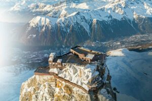 Aiguilles et vallée - Web